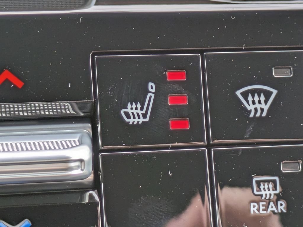 2025 Nissan Armada SL - Photo 23