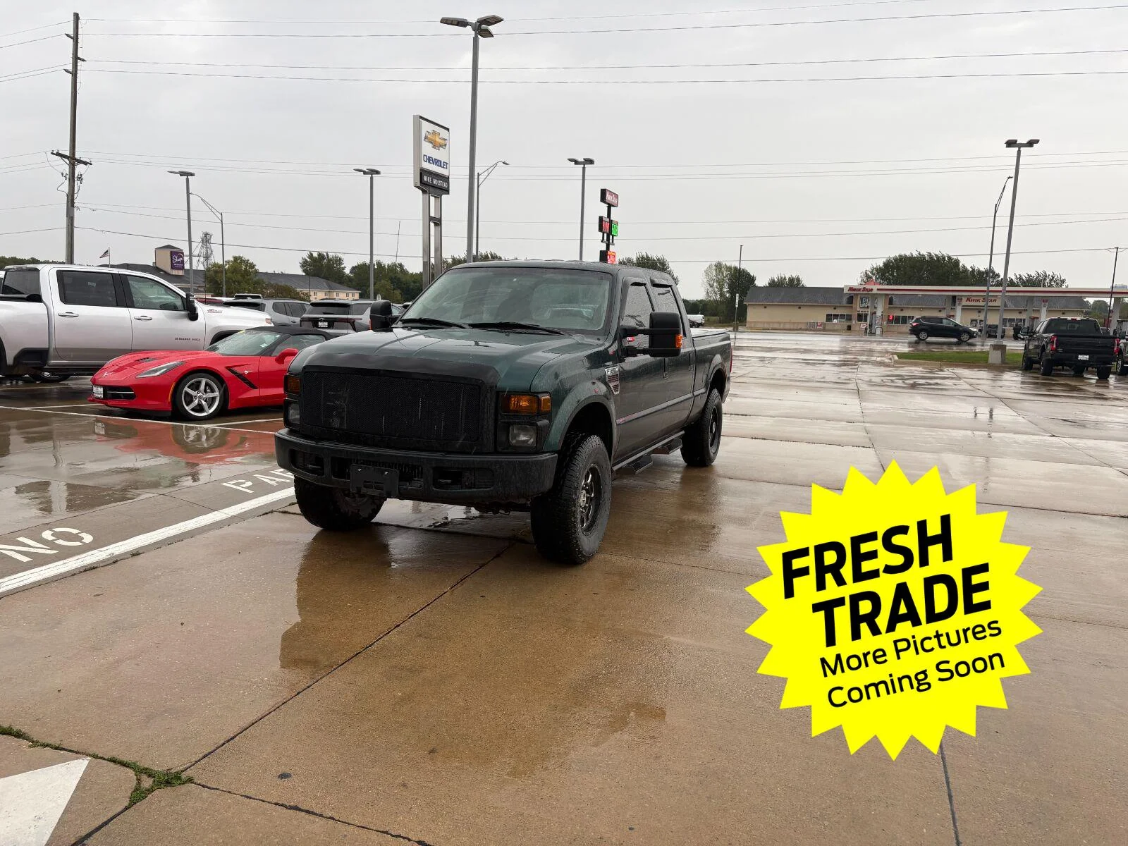 Used 2010  Ford XL image 7