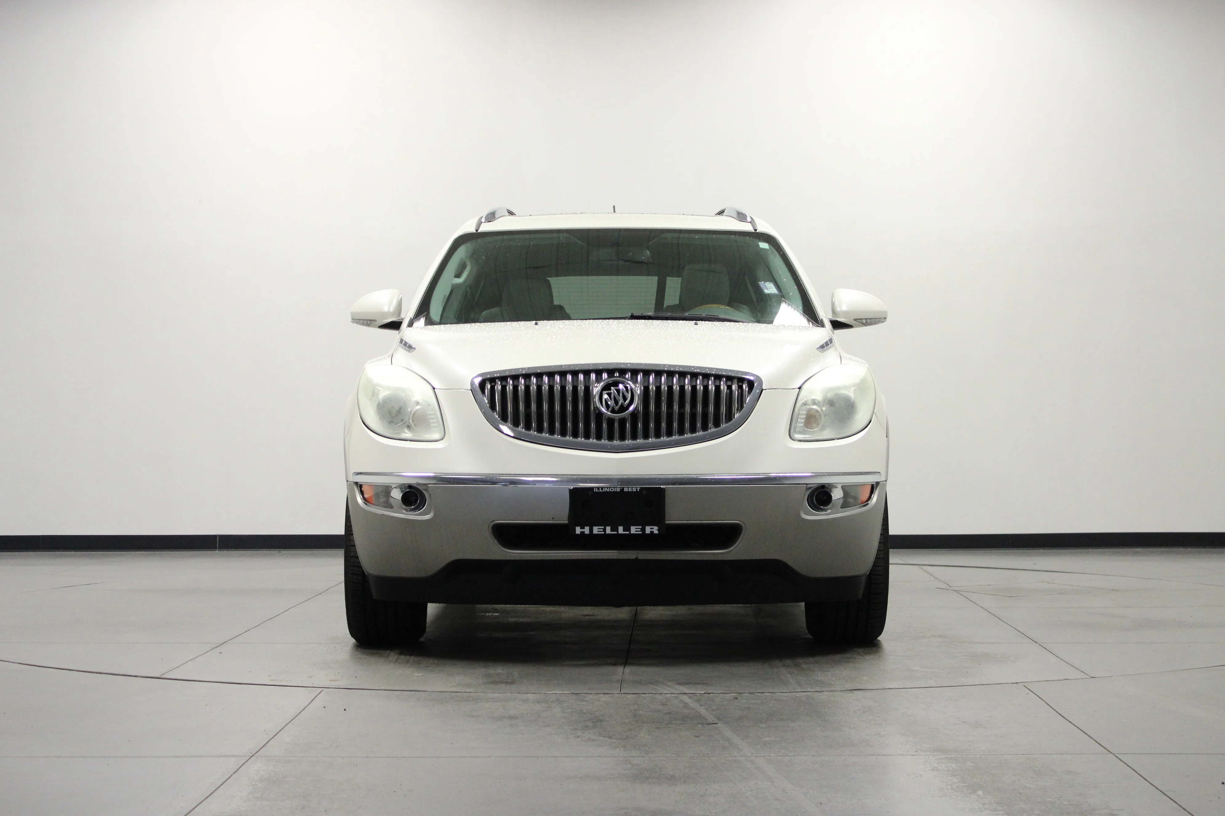 Used 2011 White Diamond Clearcoat Buick CXL image 9