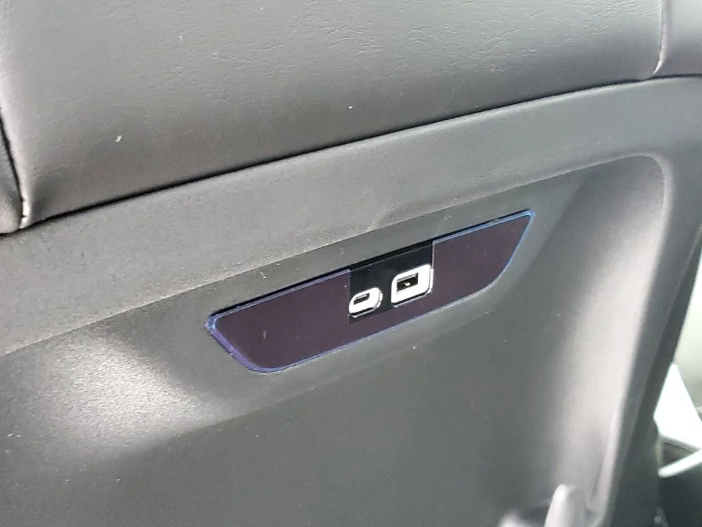 2026 Chrysler Pacifica Select - Photo 32
