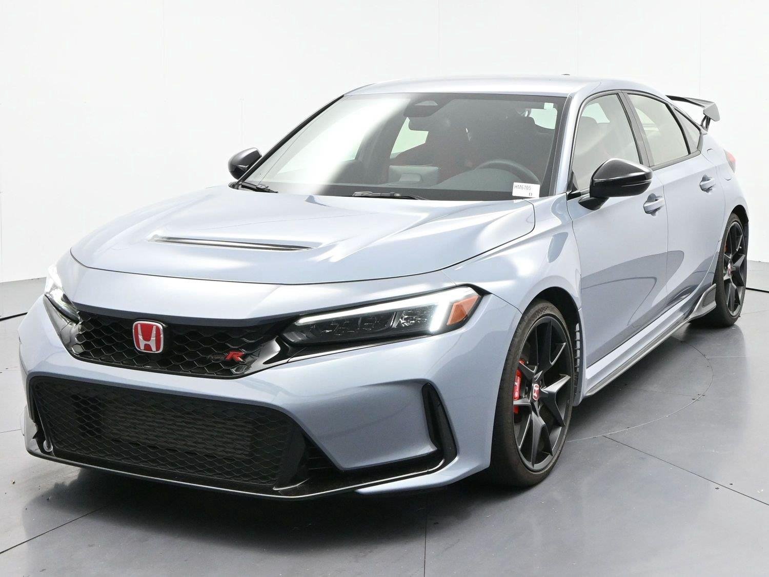 Used 2024 Sonic Gray Pearl Honda Type R image 3