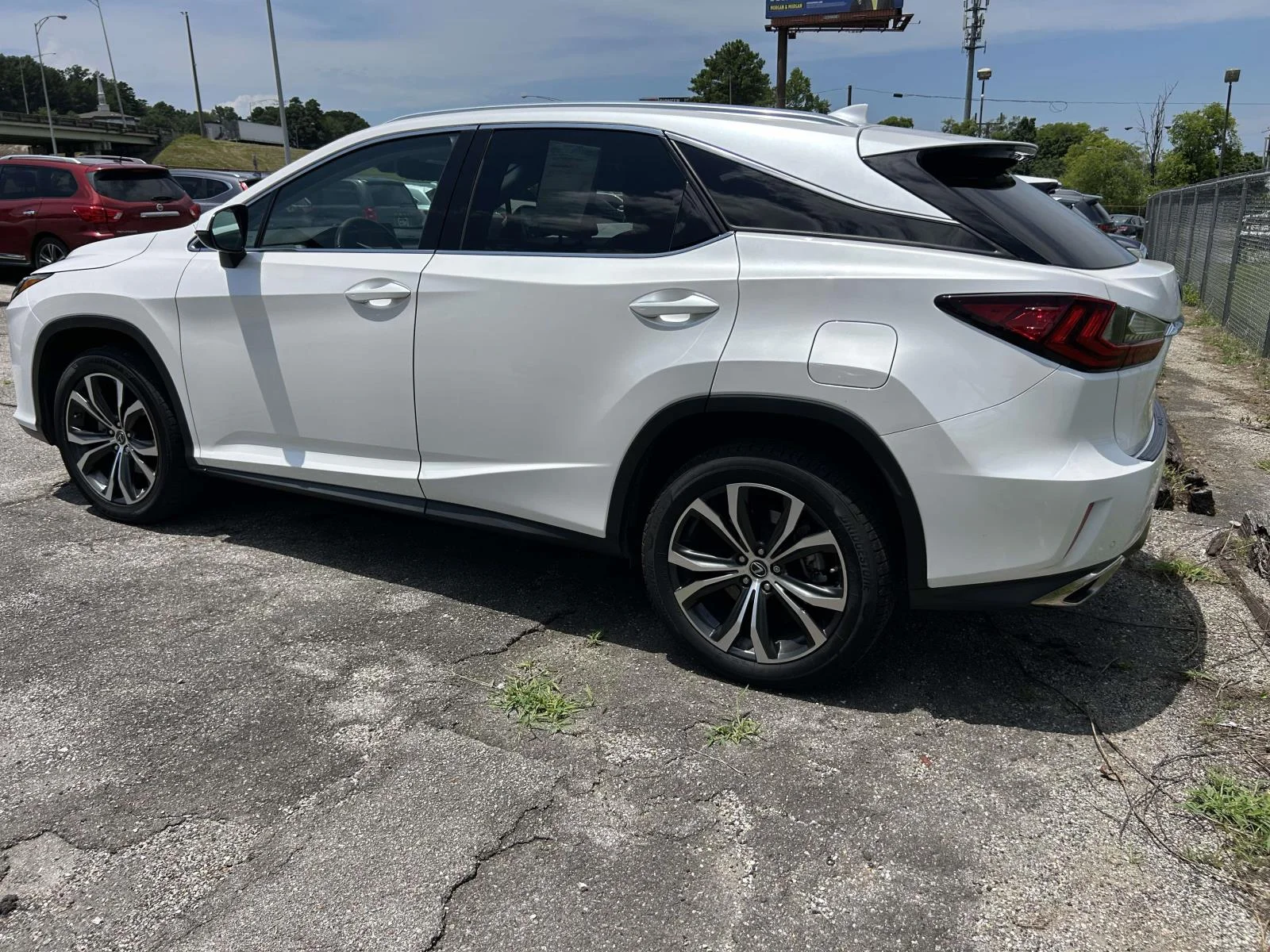 Used 2019 White Lexus  image 3