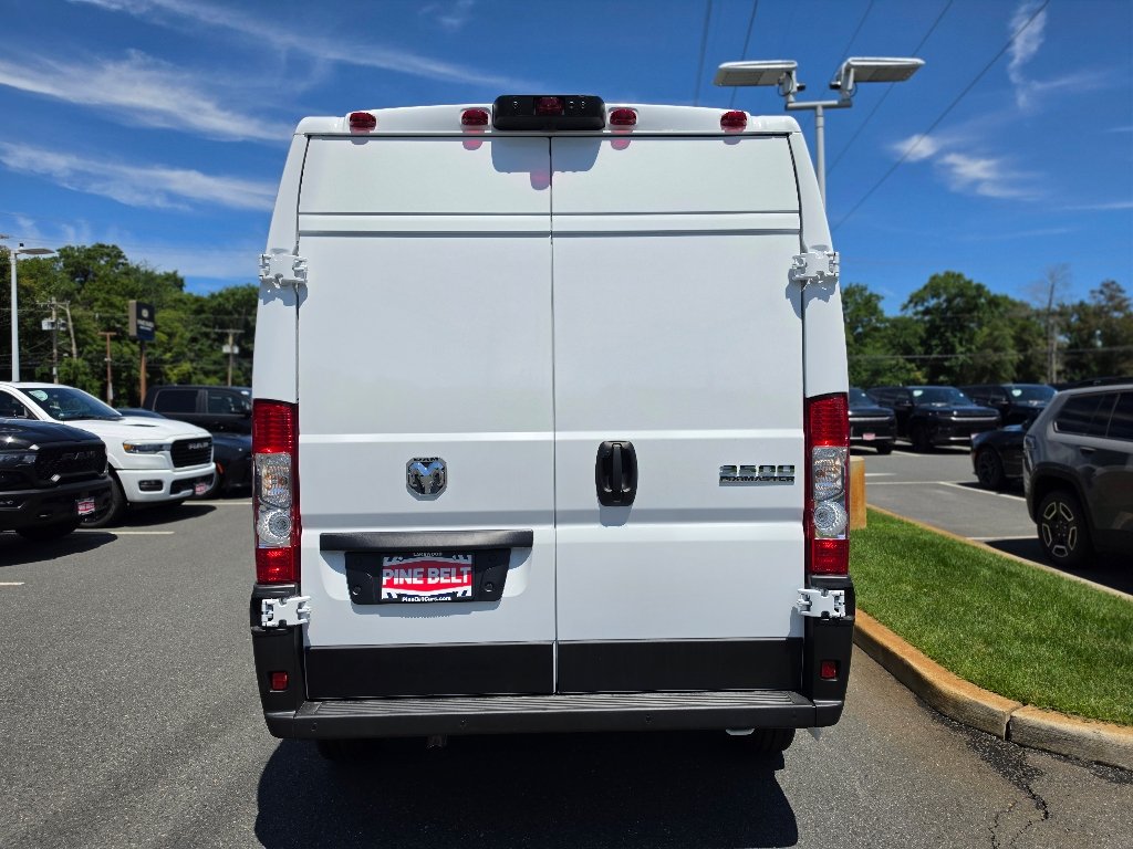 New 2026 Bright White Clear-Coat Exterior Paint RAM High Roof image 12