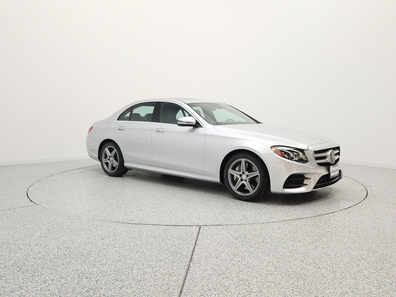Used 2017 Iridium Silver Metallic Mercedes-Benz E 300 Sport image 3