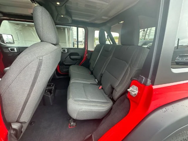 Used 2024 Red Jeep Sport S image 24