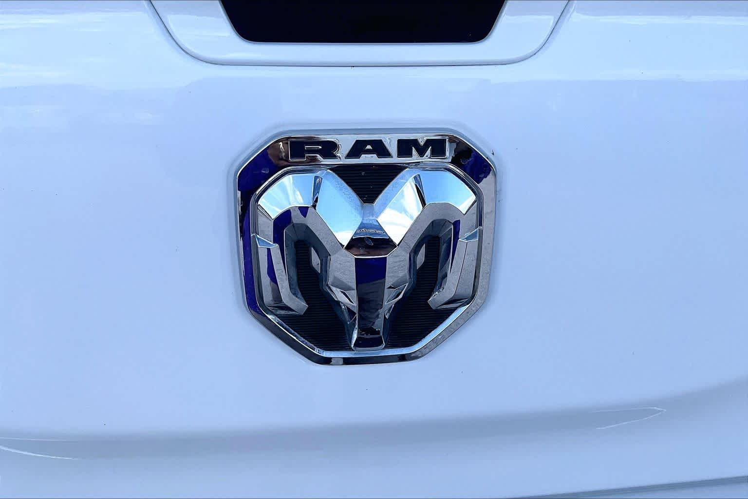 Used 2020 Bright White Clearcoat Ram Big Horn image 29