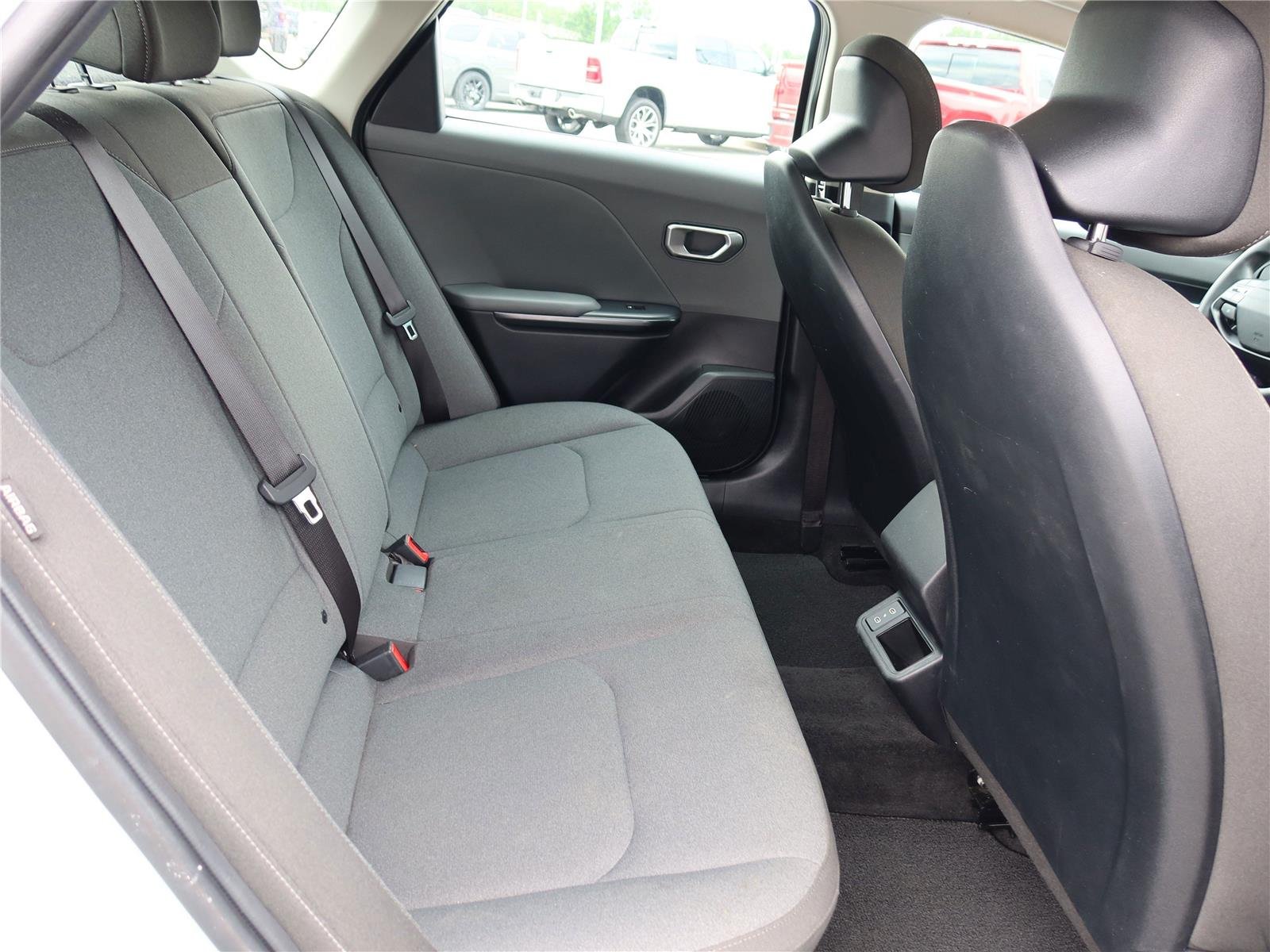 Used 2025 Morning Haze Kia LXS image 8