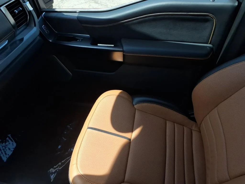 Certified Used 2023 Blue Metallic Ford Platinum image 23