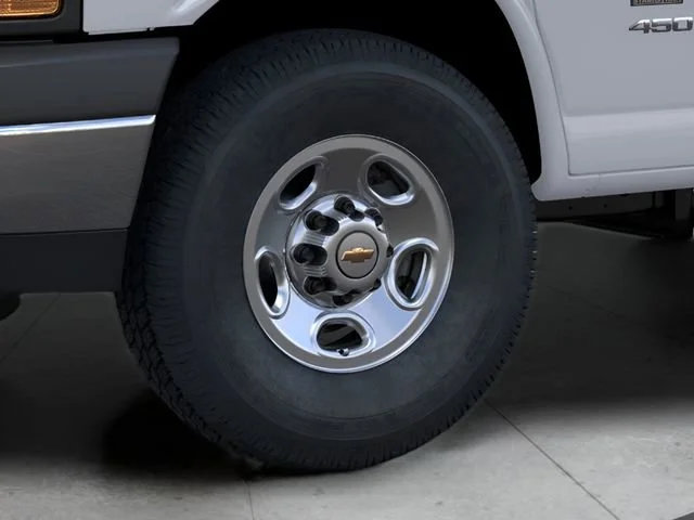 New 2025 Summit White Chevrolet 1WT image 9