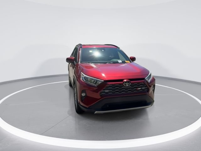 Used 2019 Red Toyota Limited image 2