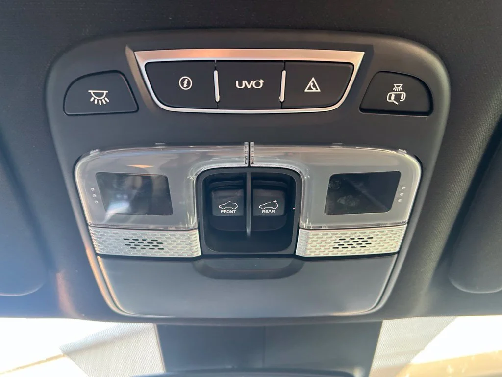 Used 2022 Ebony Black Kia SX image 25