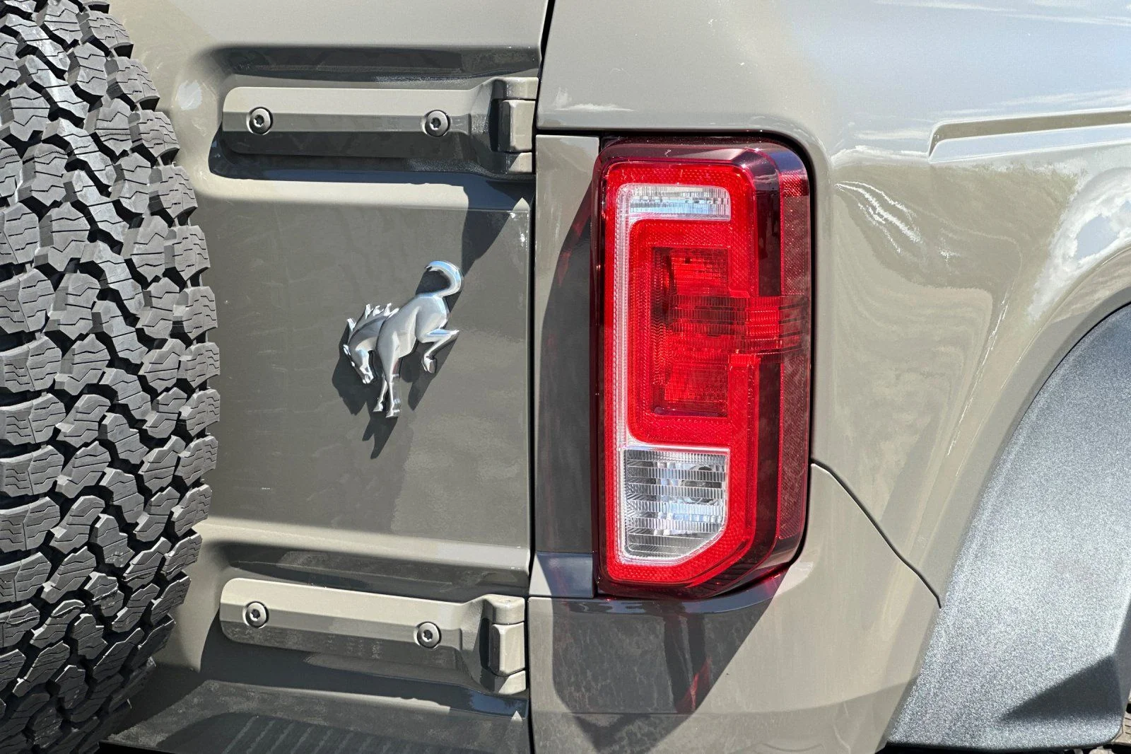 New 2026 Gray Ford Big Bend image 26