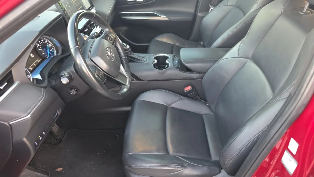 Used 2022 Red Toyota XLE image 15