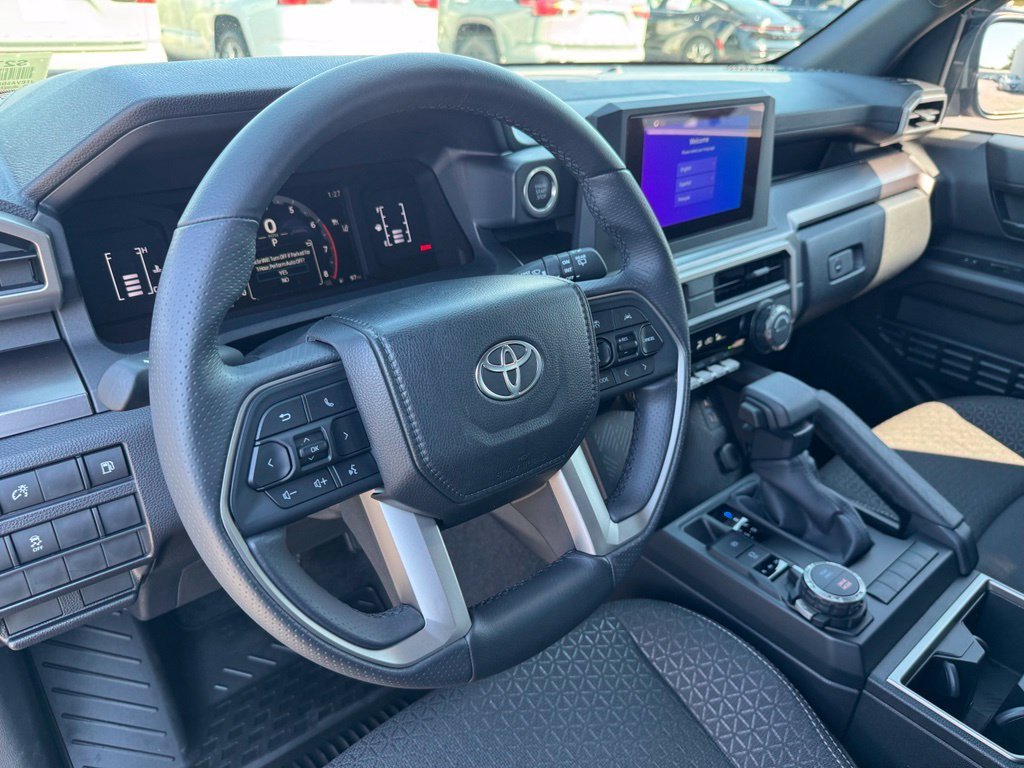 Used 2025  Toyota SR5 image 15