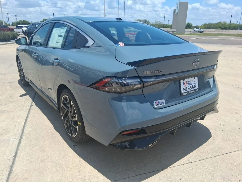 New 2026 Atlantic Gray Metallic Nissan SR image 4