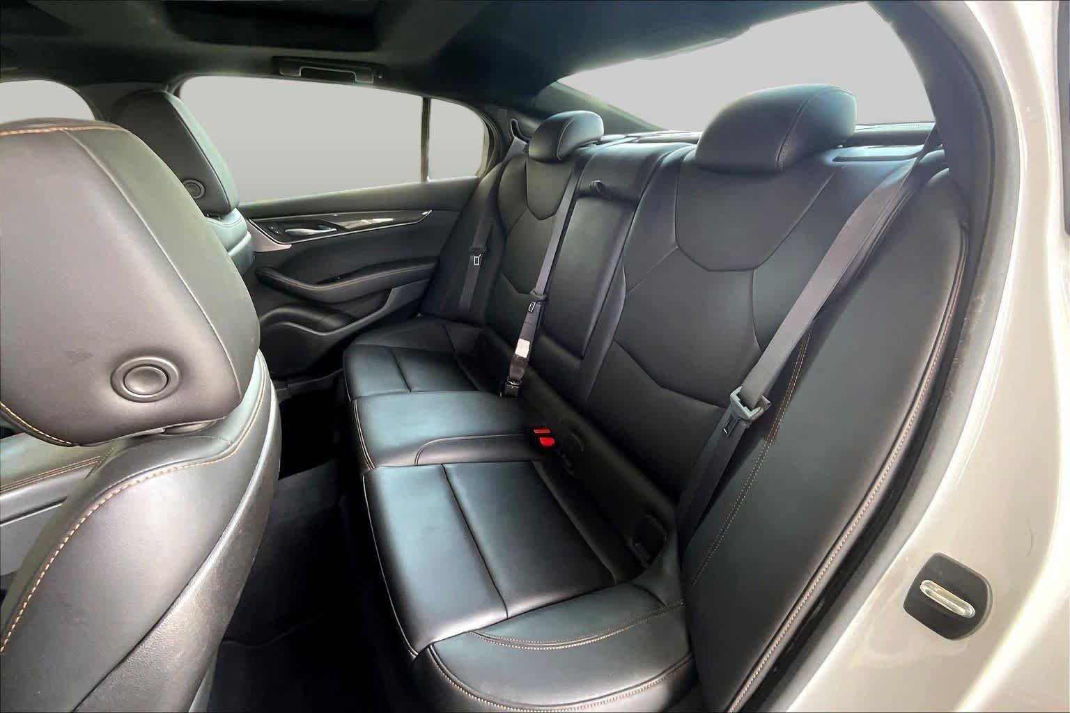Used 2020 Summit White Cadillac Sport image 21