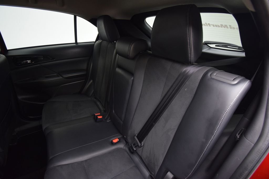 Used 2025 Red Mitsubishi SE image 20