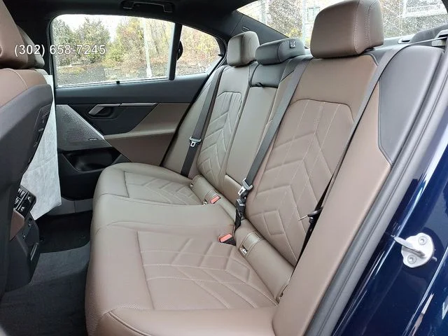 Used 2026 Tanzanite Blue II Metallic BMW 530i xDrive image 9