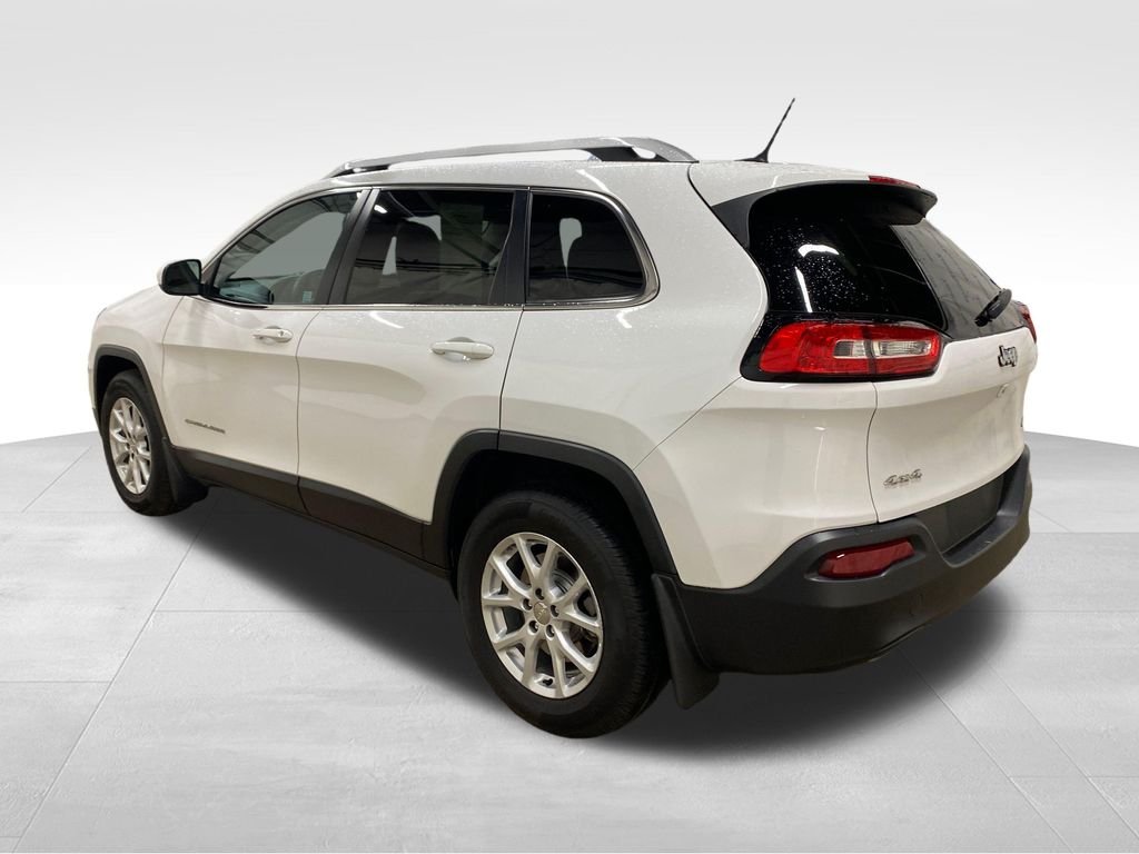 Used 2016 Jeep Cherokee Latitude with VIN 1C4PJMCB6GW109960 for sale in North Huntingdon, PA
