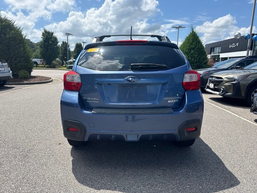 Used 2016 Blue Subaru 2.0i Premium image 4