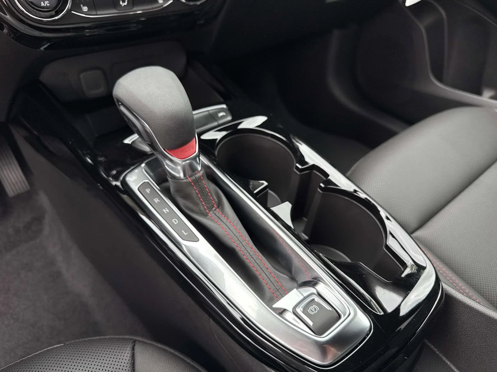 2026 Chevrolet Trax RS - Photo 27