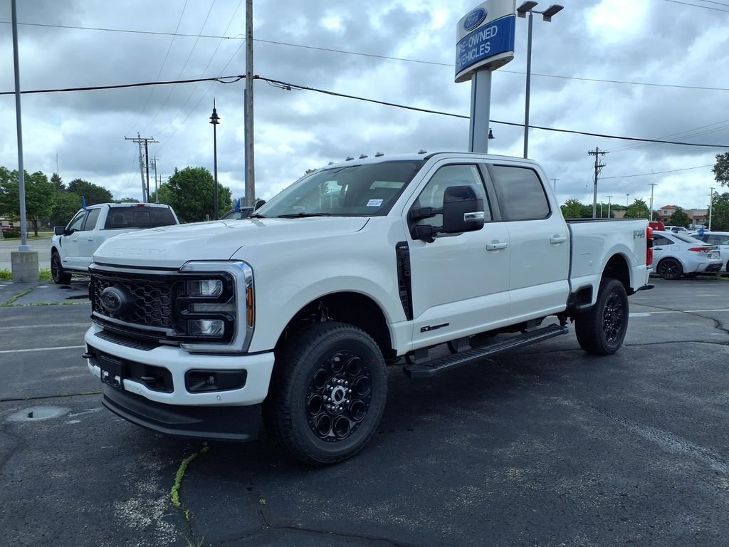 New 2026 Star White Metallic Tri-Coat Ford F-250® Lariat® image 1