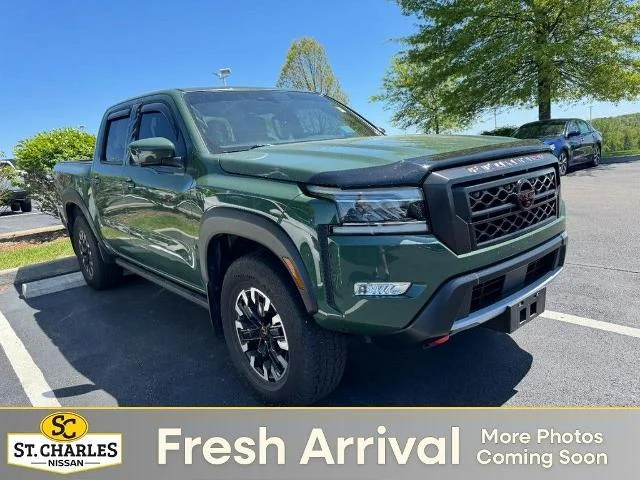 2023 Nissan Frontier PRO-4X Crew Cab 4X4's photo