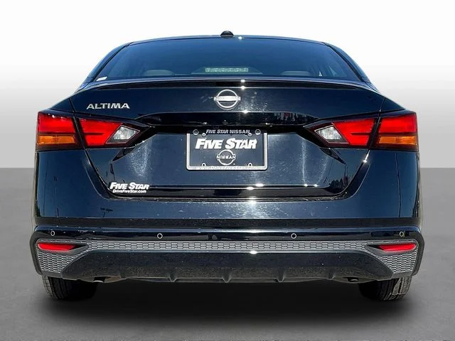 Used 2025 Black Nissan 2.5 SV image 6