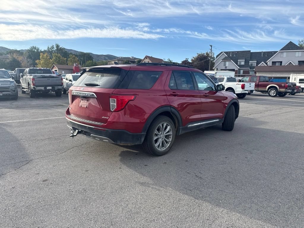 Used 2023 Red Metallic Ford XLT image 6