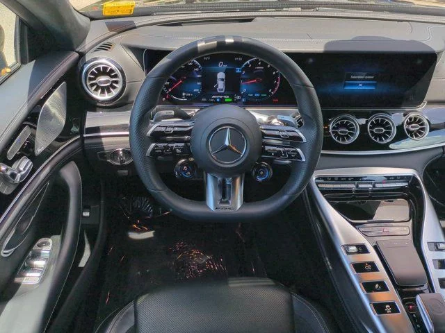 Used 2022  Mercedes-Benz Base image 15