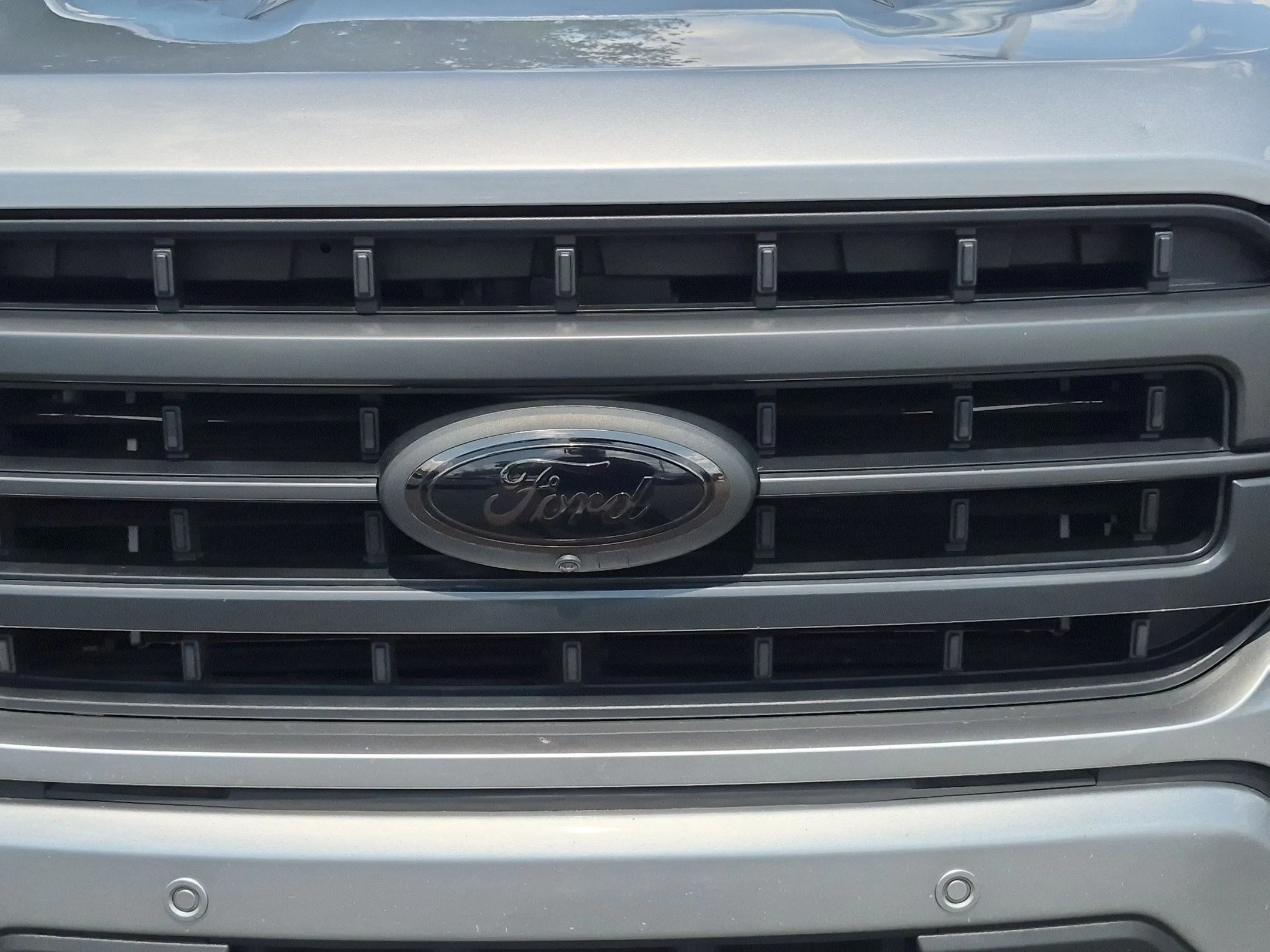Used 2021 Silver Metallic Ford LARIAT image 9