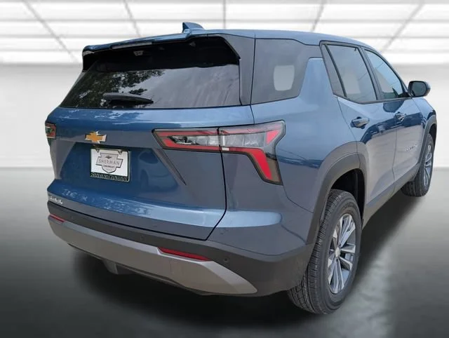 New 2027 Lakeshore Blue Metallic Chevrolet LT image 30