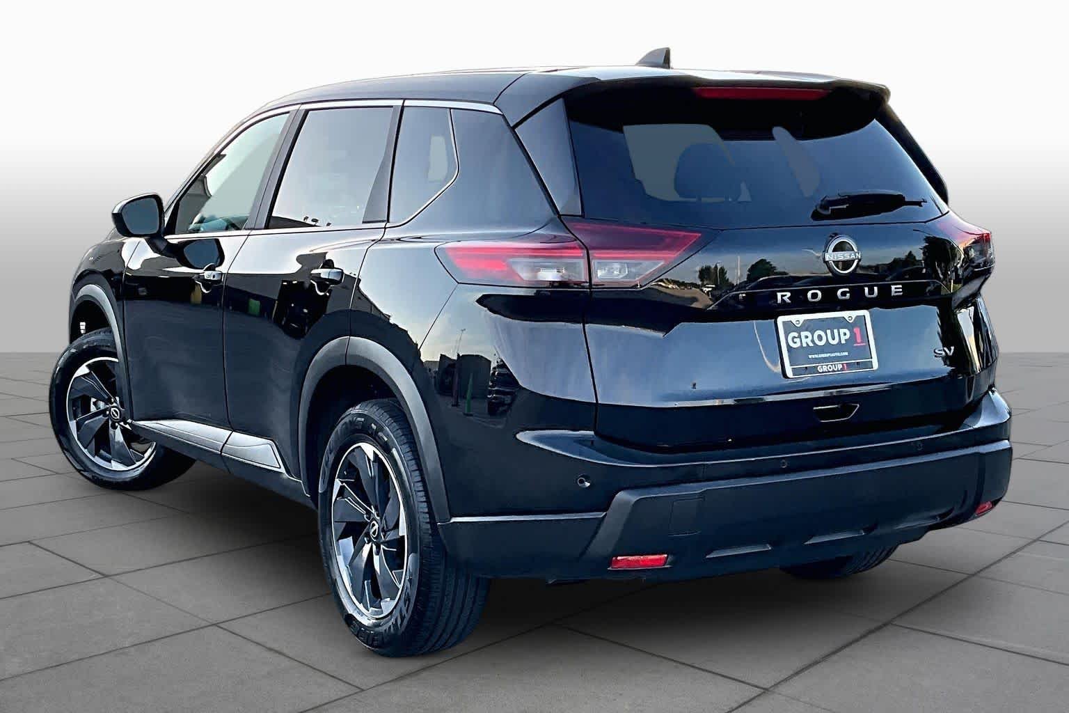 Used 2024 Super Black Nissan SV image 12
