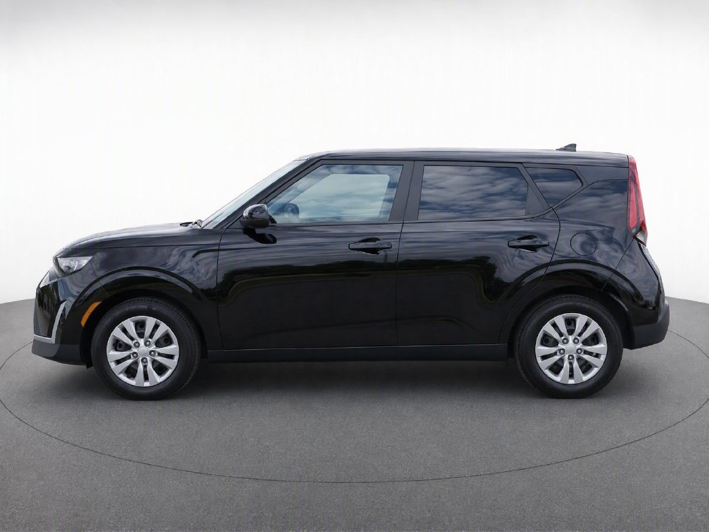 Used 2025 Black Kia LX image 8