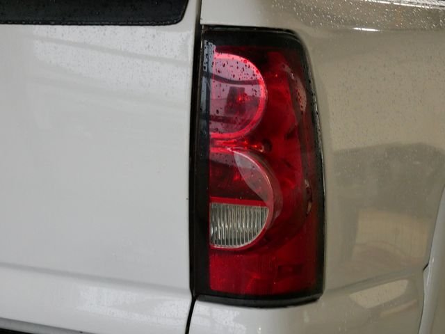 Used 2006 Summit White Chevrolet LT image 6