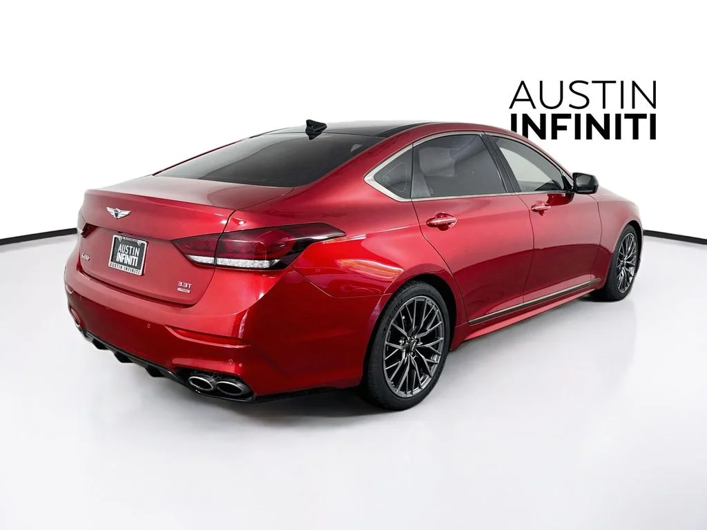 Used 2018 Red Genesis 3.3T Sport image 7