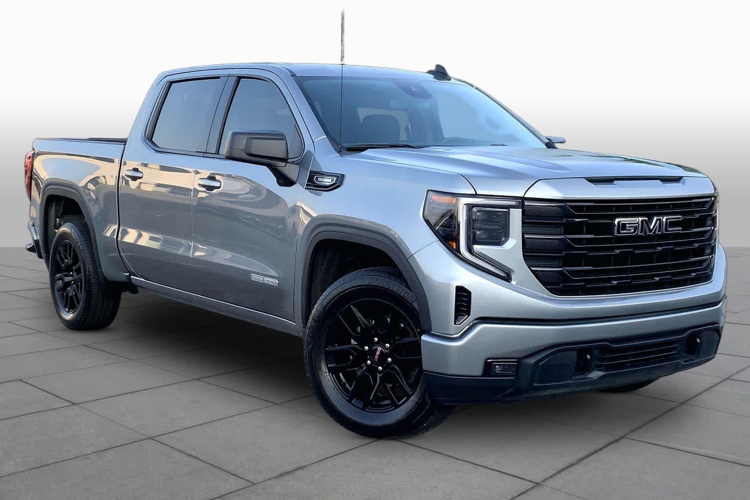 Used 2024 Sterling Metallic GMC Elevation image 3