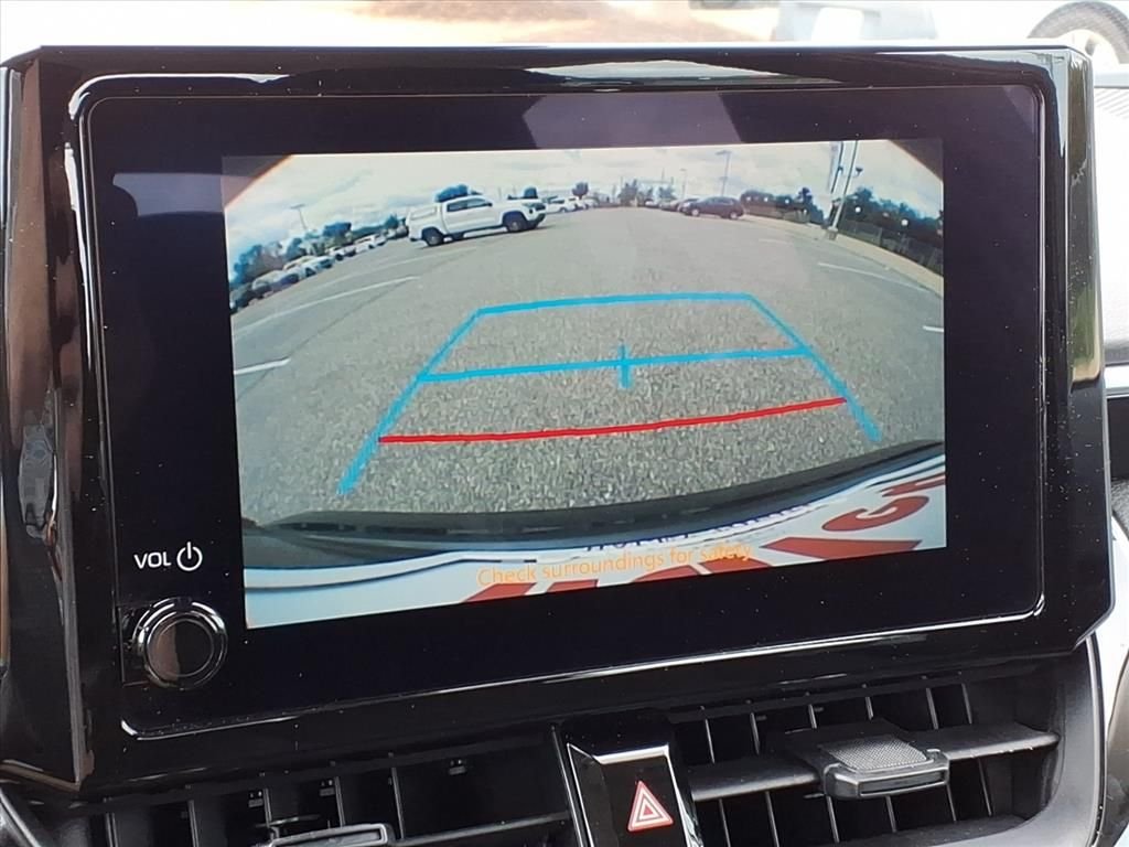 Certified Used 2025  Toyota LE image 24
