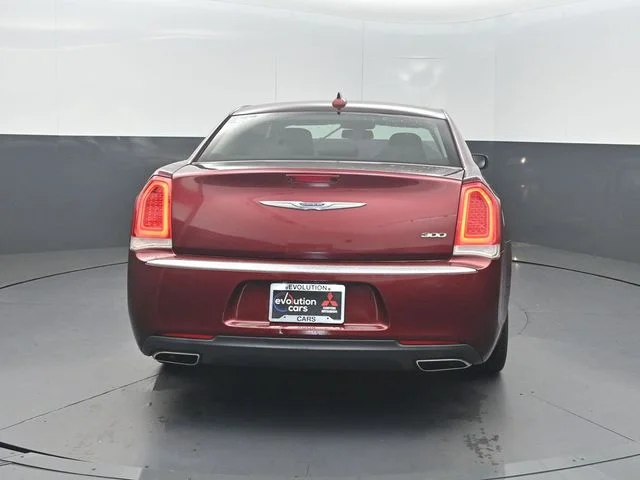 Used 2019 Red Chrysler Touring image 29