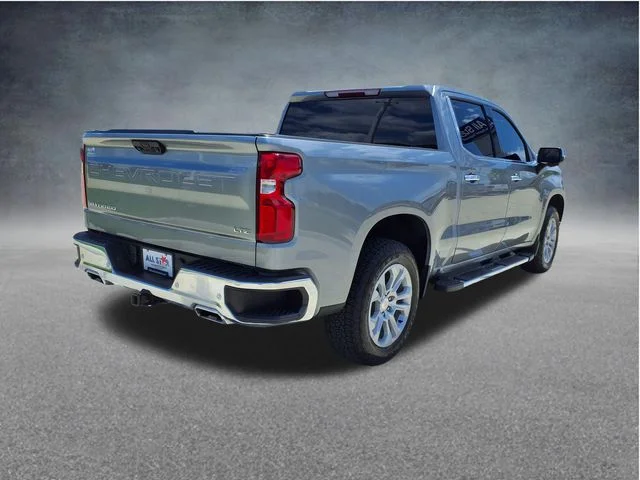 Used 2025 Gray Chevrolet LTZ image 8