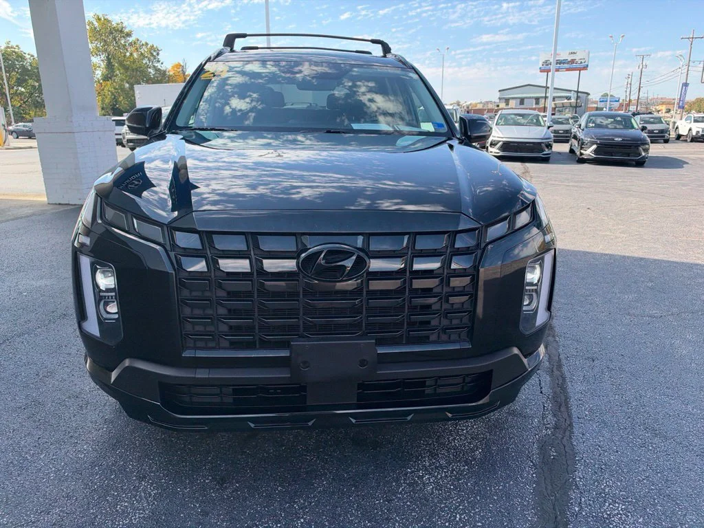 Used 2024 Black Hyundai XRT image 3