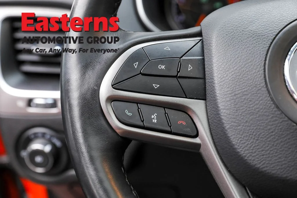 Used 2021 Orange Jeep Latitude Plus image 15