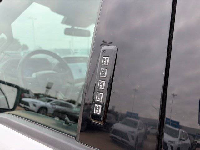 Used 2022 White Ford XL image 57