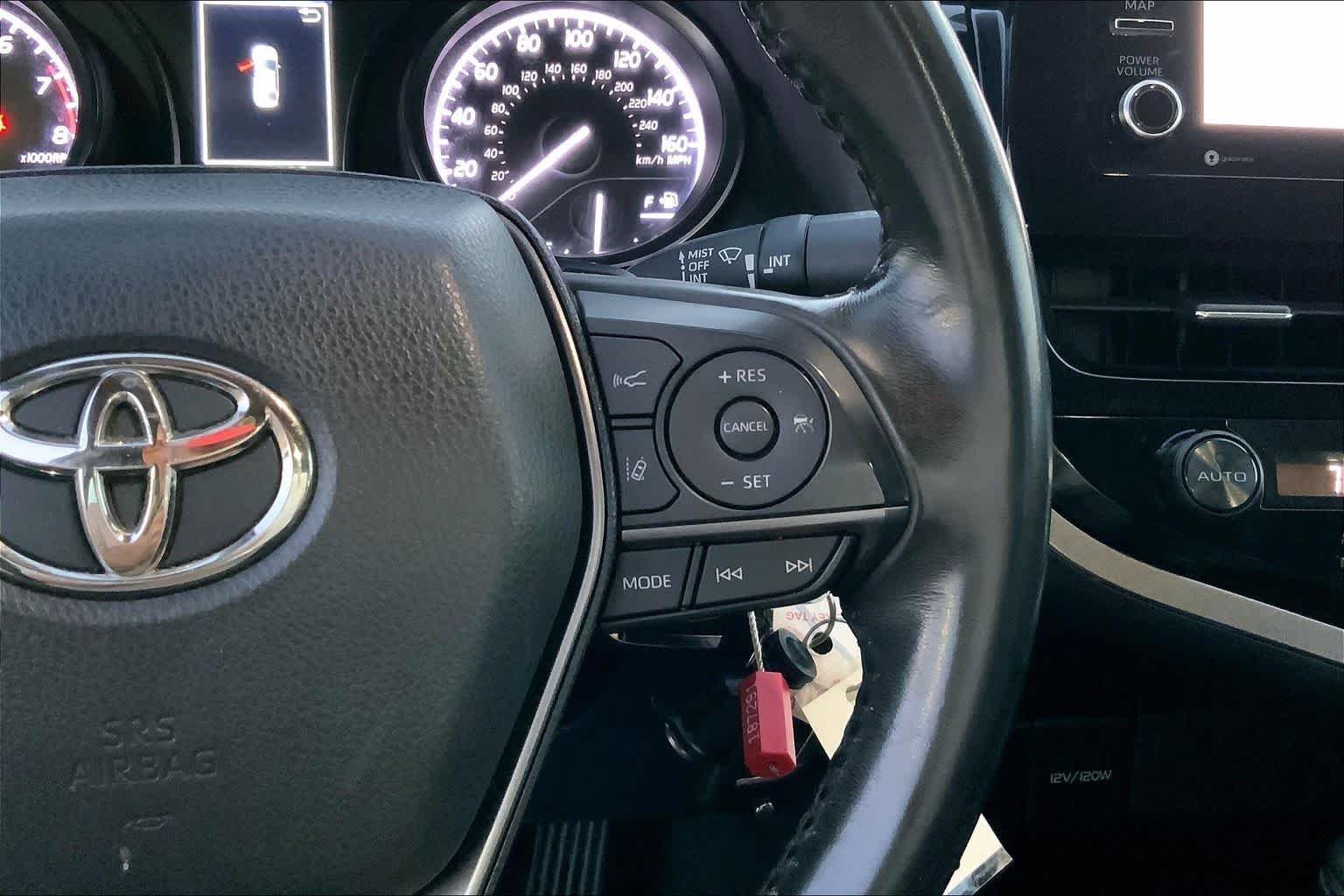 Used 2021 Midnight Black Metallic Toyota SE image 21