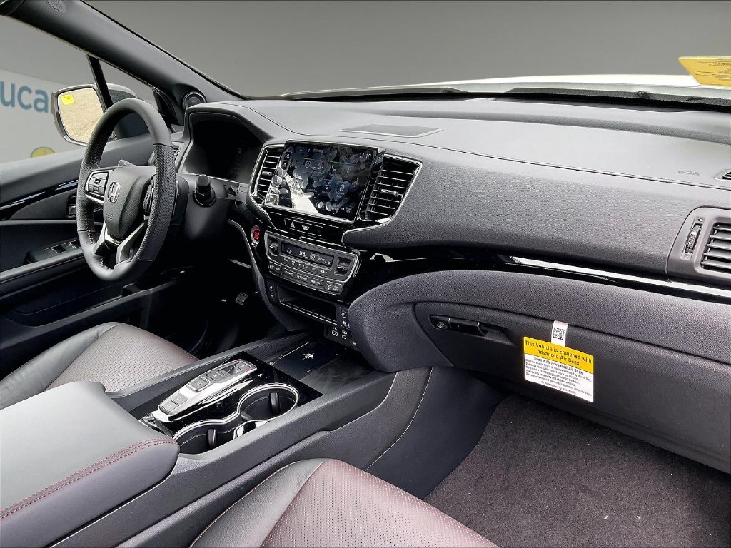 New 2026 Platinum White Pearl Honda Black Edition image 9