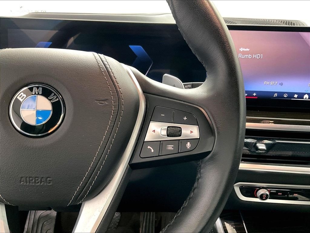 Used 2026 Alpine White BMW xDrive40i image 24