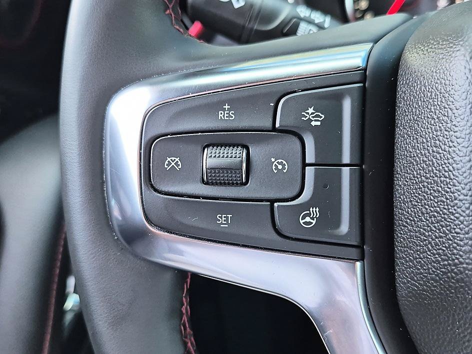 Used 2025 Black Chevrolet RS image 17