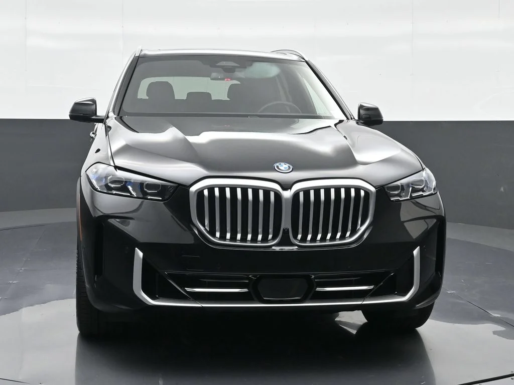 Certified Used 2025 Black BMW xDrive50e image 15