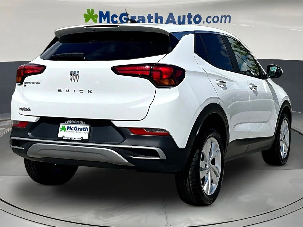 Used 2025 White Buick Preferred image 7