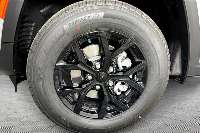 2025 Jeep Grand Cherokee Altitude - Photo 13